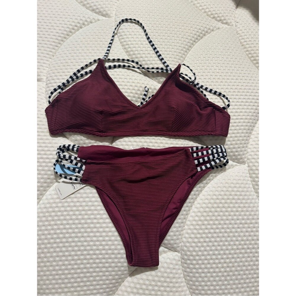 Cupshe Ribbed Burgundy Bikini with Black-and-White Strappy Accents